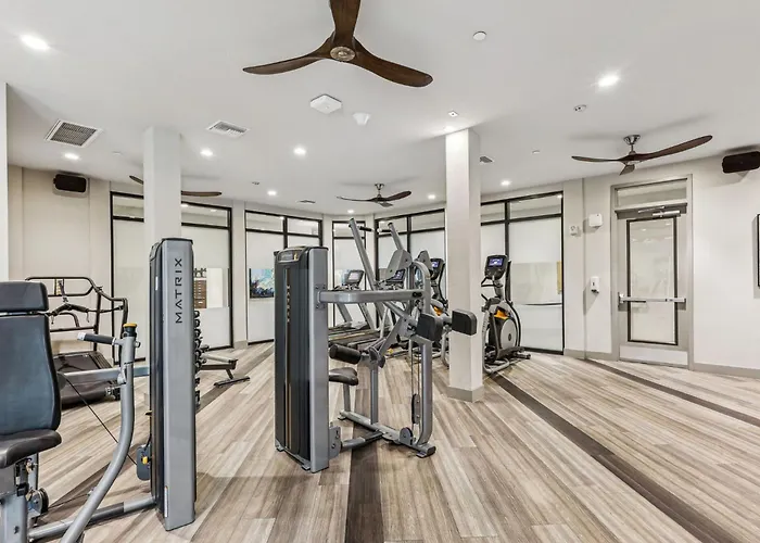 Apartment Boulevard Modern Roosevelt Row 1br Pool Gym 7 Phoenix