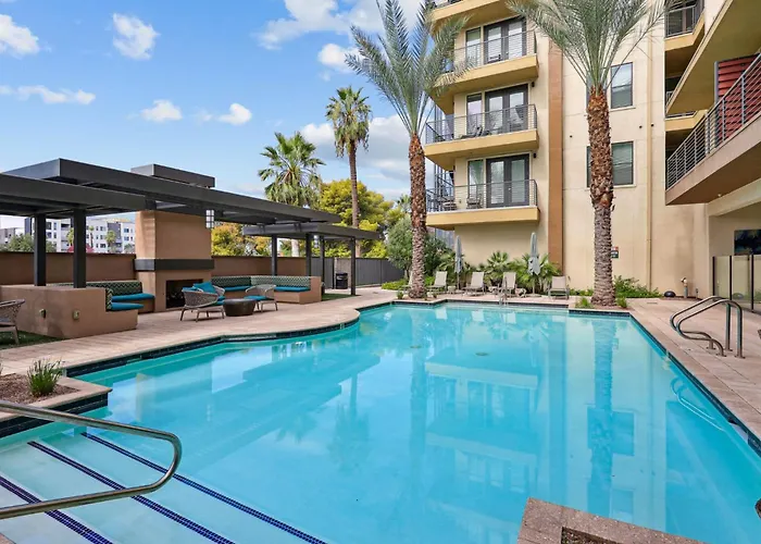 Apartment Boulevard Modern Roosevelt Row 1br Pool Gym 7 *