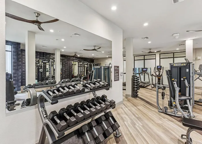 Boulevard Modern Roosevelt Row 1br Pool Gym 7 * Phoenix